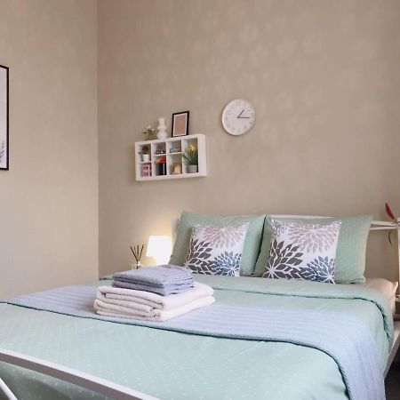 Seaside Maisonette 200M From Sea Пафос Екстериор снимка