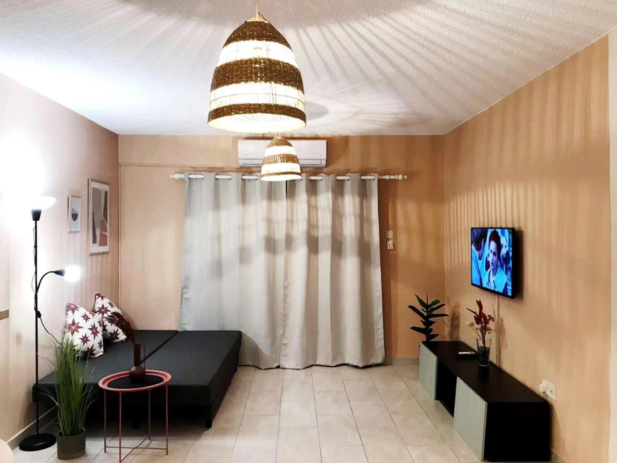Seaside Maisonette 200M From Sea Пафос Екстериор снимка